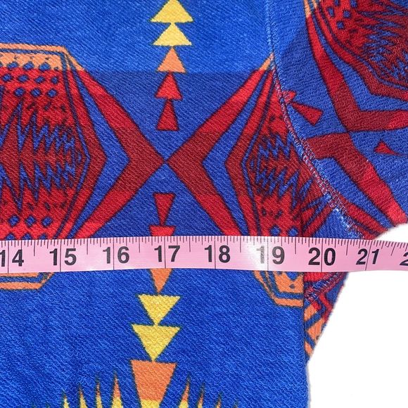 Ralph Lauren Polo Blue Red Aztec Shawl Sweater Snow Beach Stadium Size Medium - Picture 9 of 13